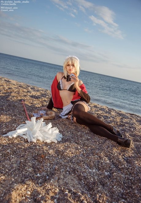 Mari Aisu art de star du porno des photos