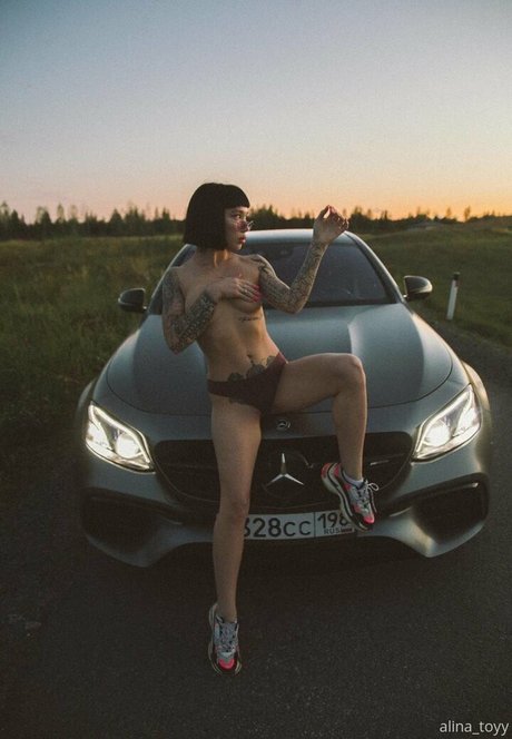 polina molly art étoile galeries