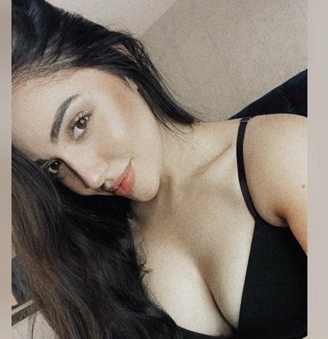 naugthyabb1 star du porno belle img