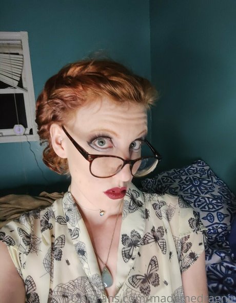 madamedragnir modèles nus collection