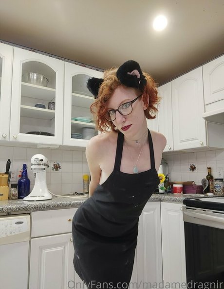 madamedragnir joli modèle photos