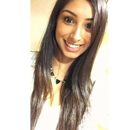 Sasha Kalra étoile exclusive archive