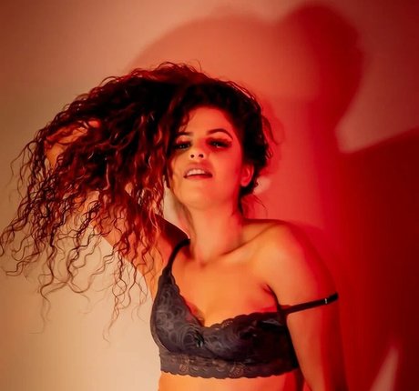 Sweet karolzinha xxx étoile photo