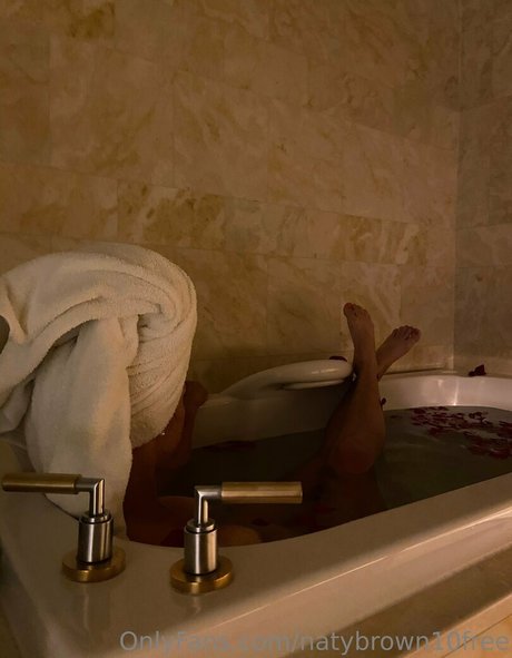 naty brown10 modèle sympa photos