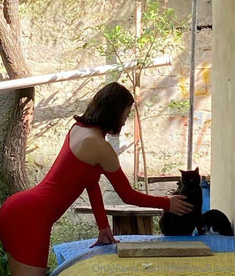 merveulusoy modèle sexy image