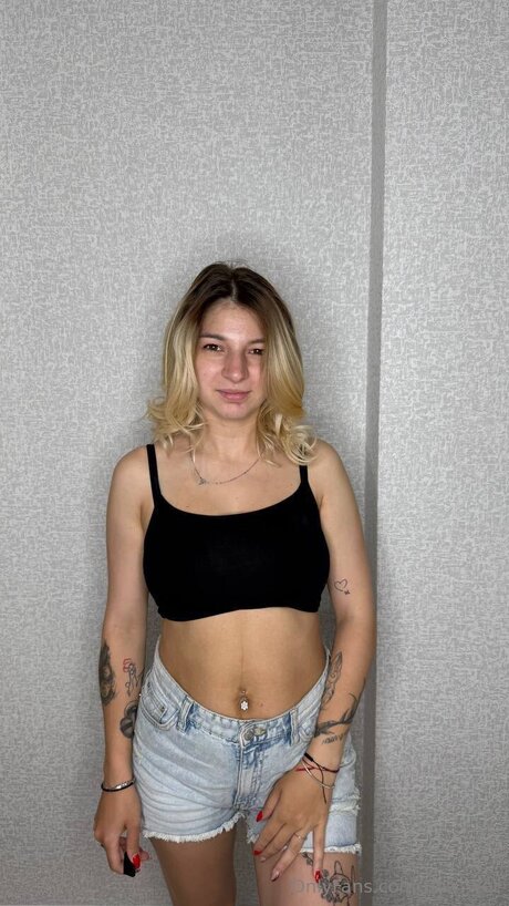 fans asiatiques célèbres hd nue img