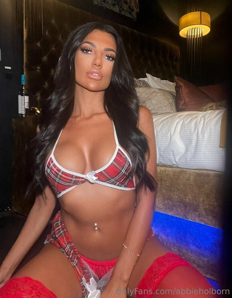 Abbie Holborn Gshore art modèle galeries