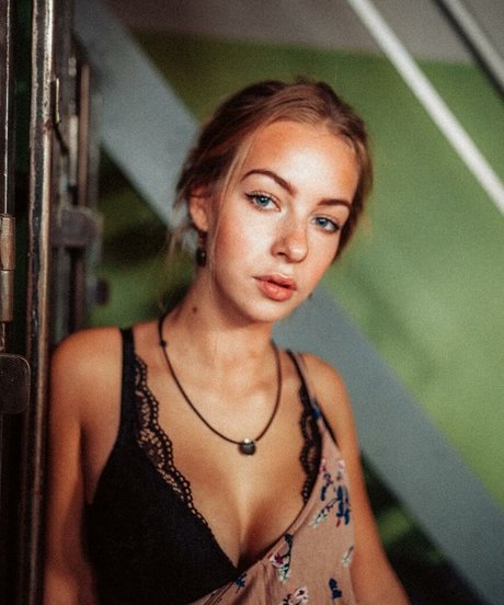 hedwigtr star pornographique photos