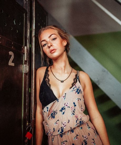 hedwigtr étoile xxx photos