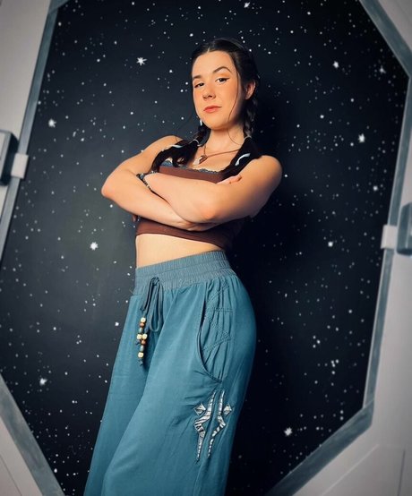 Chanelrenee xo actrice nue galerie