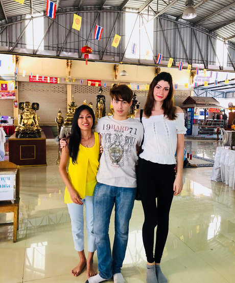 Kimberly Apasara Thomas étoile chaude images