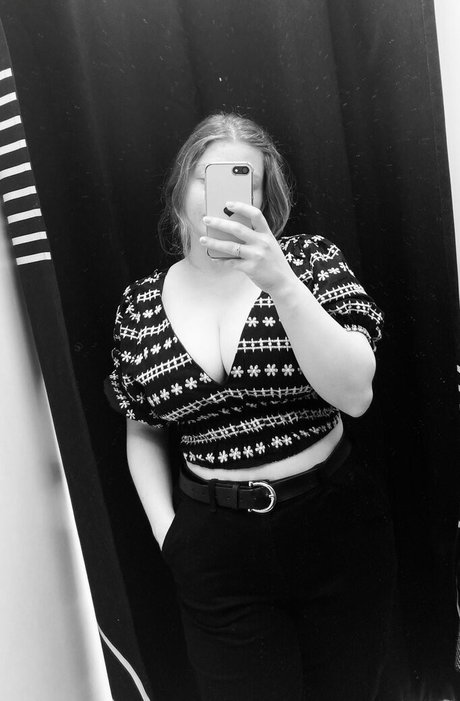 Nina Hope étoile de haute qualité images