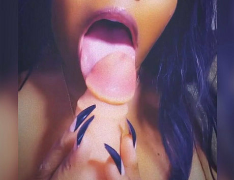 obeygoddesslivvy sexe de star du porno images