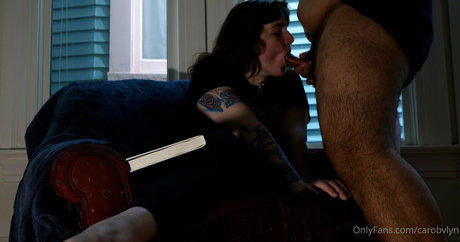 carobvlyn top star photo