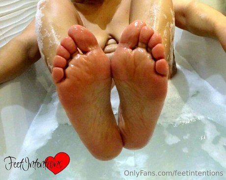 feetintentions actrice hd img