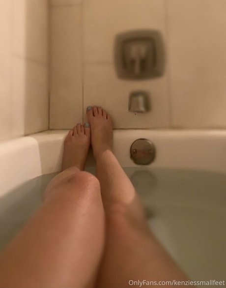 kenziessmallfeet modèle de sexe des photos