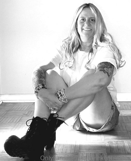 artsyinkedblonde star du sexe photo