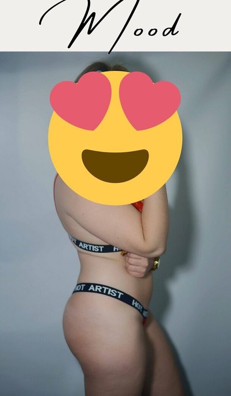 naughty us actrice exclusive galeries