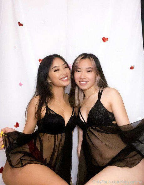 Bluekittyy mannequin photo