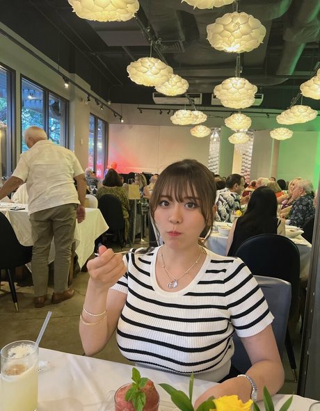 Pokosan Subaru actrice chaude collection