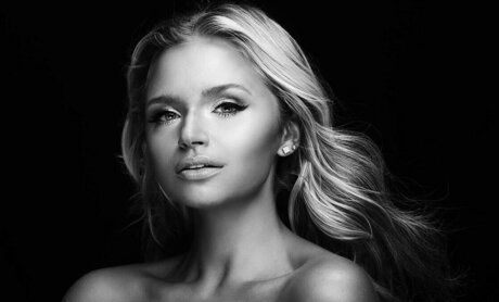 Veronika Dash star pornographique archive