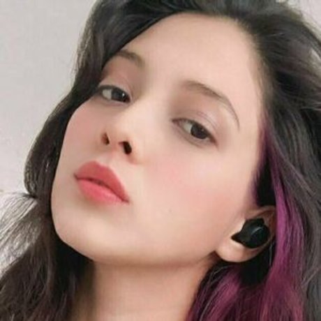 lena26oficial star du porno parfaite photos