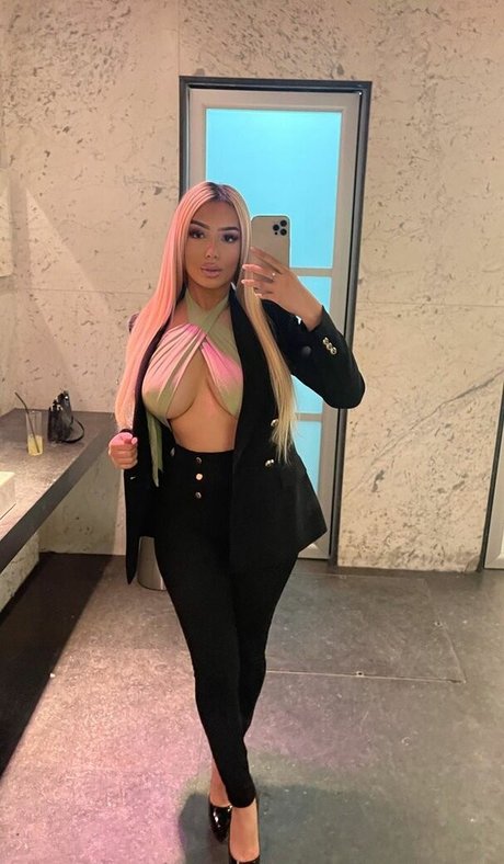 Luxuryysana MYM art star du porno collection