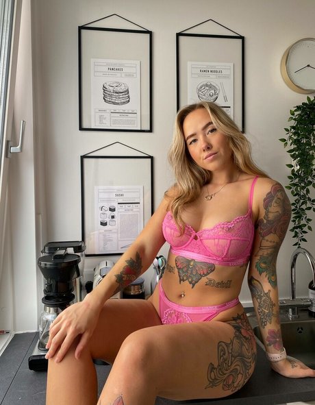 Sabrina Hogh modèle magnifique photos