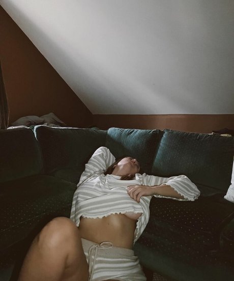 BaaabyC star du porno sympa collection