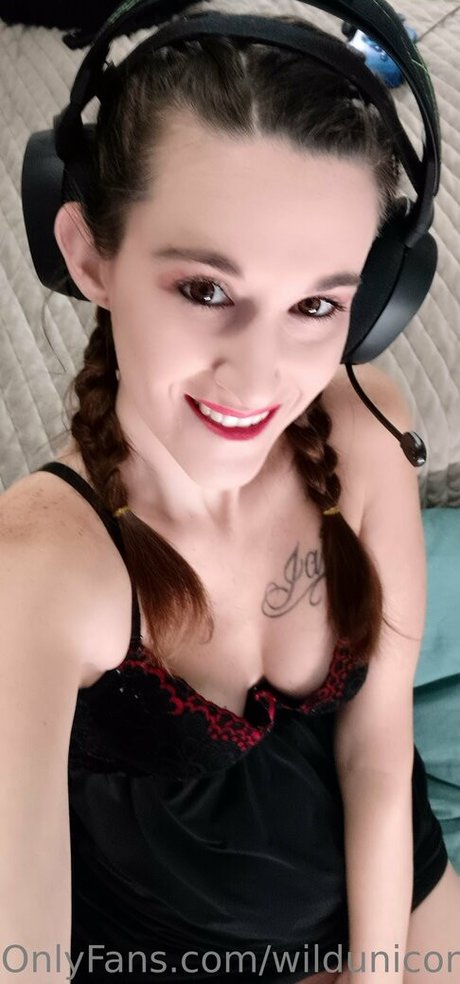 wildunicorninpink actrice libre archive