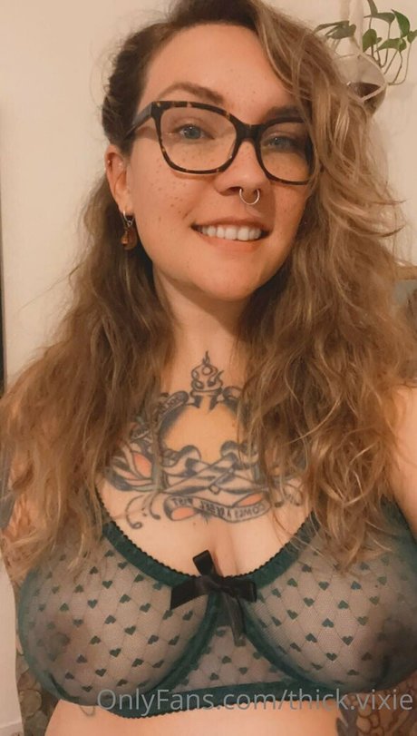 thick vixie actrice parfaite collection