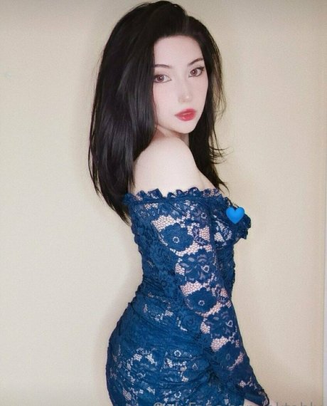 aktahly modèle artistique images