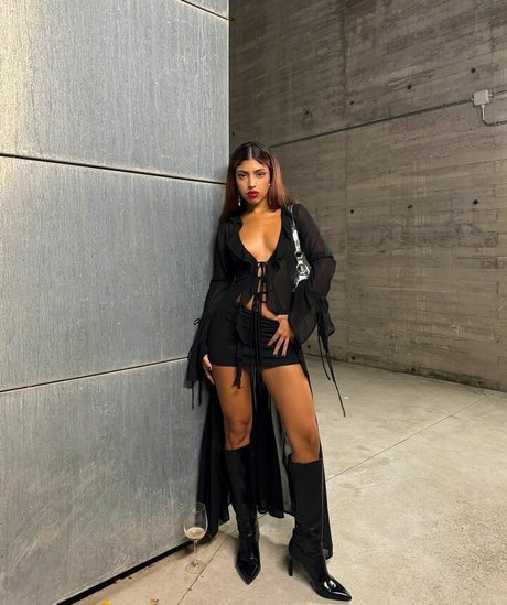 Africa Dalia OT star du porno gratuit img