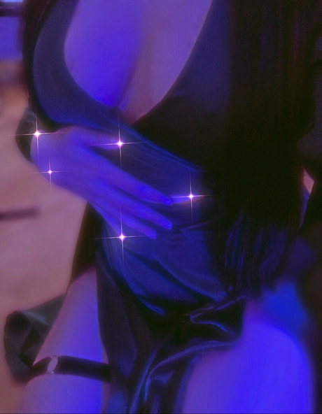 EllyAudios star du porno érotique archive