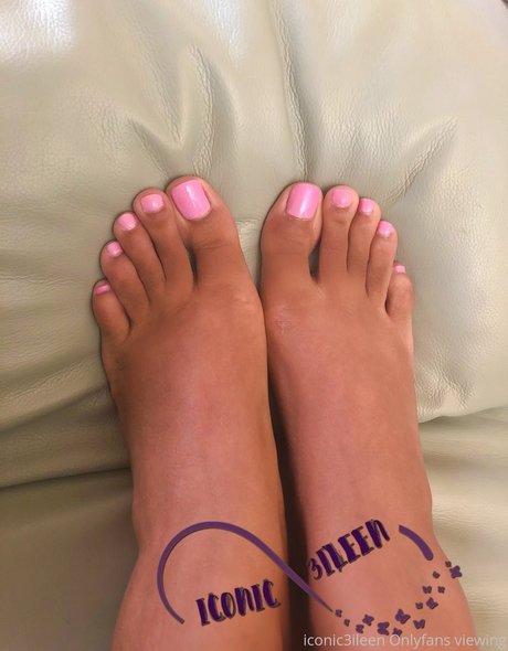 rousse au gros cul onlyfans haut collection