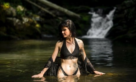 Elektra Kirby étoile parfaite photo