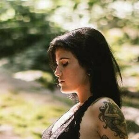 Elektra Kirby étoile magnifique galeries