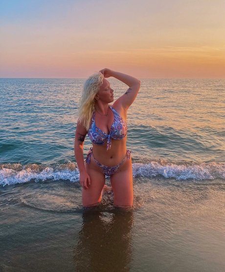 Camsreb actrice adulte photo