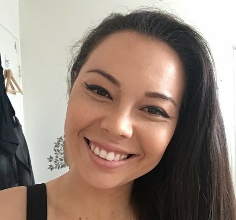 Molly Songbird star du porno hd collection