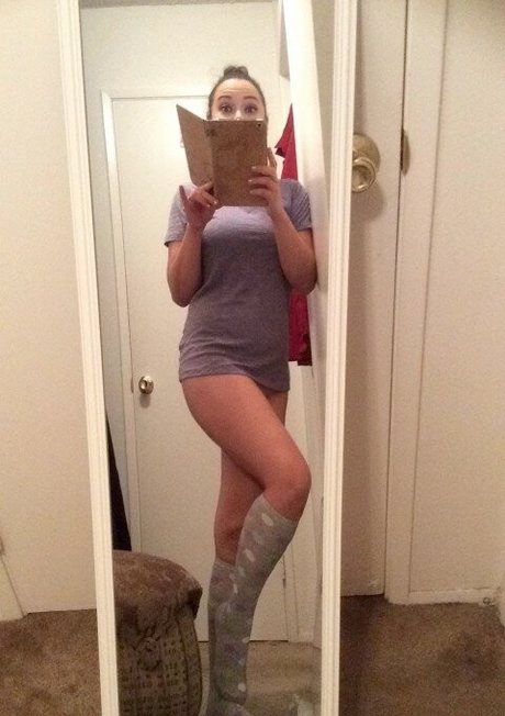 Molly Songbird modèle sexy photo