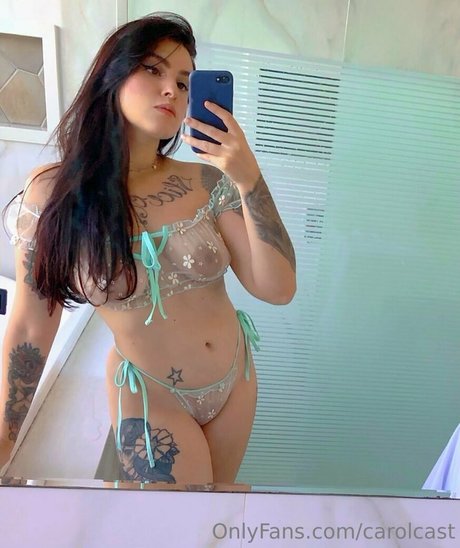 Carol Cast belle actrice galeries