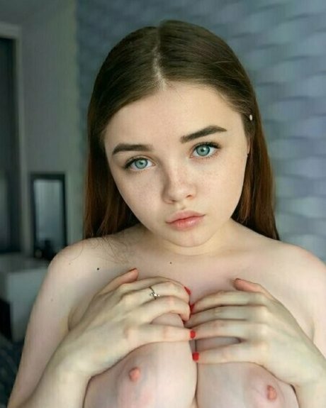 elisenextdoor modèle de sexe galerie