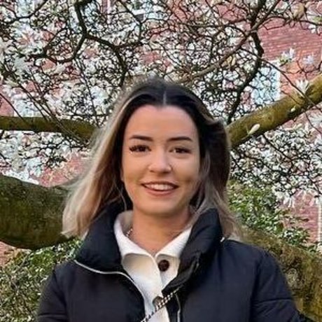 NoraExplorer actrice exclusive galeries