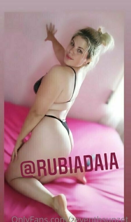 zeventhsunzet étoile exclusive photo