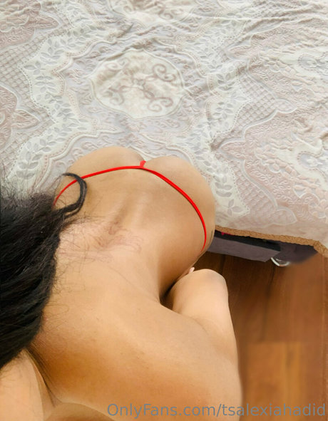 bellaahadid star du porno nue image