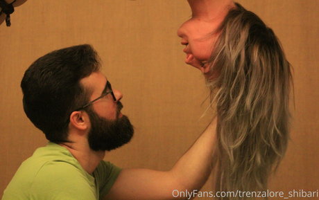 trenzalore shibari actrice érotique des photos