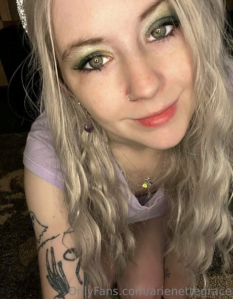arienettegrace actrice chaude archive