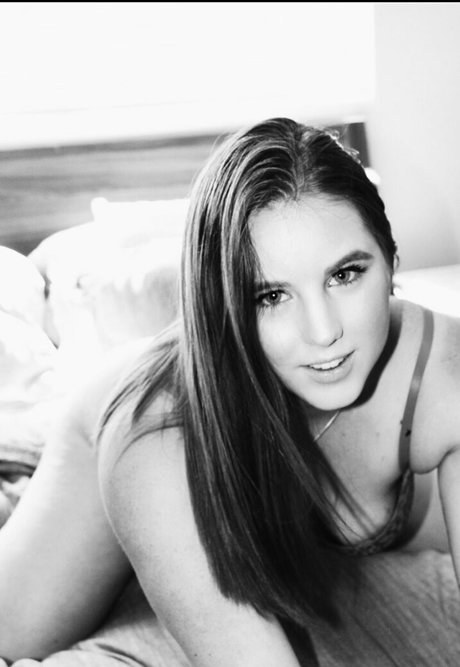 blueeyesbombshell actrice de sexe photos