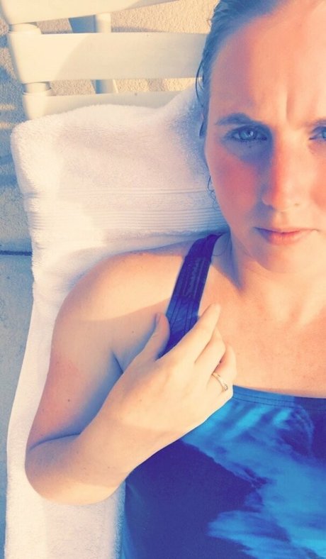 blueeyesbombshell étoile sympa photo