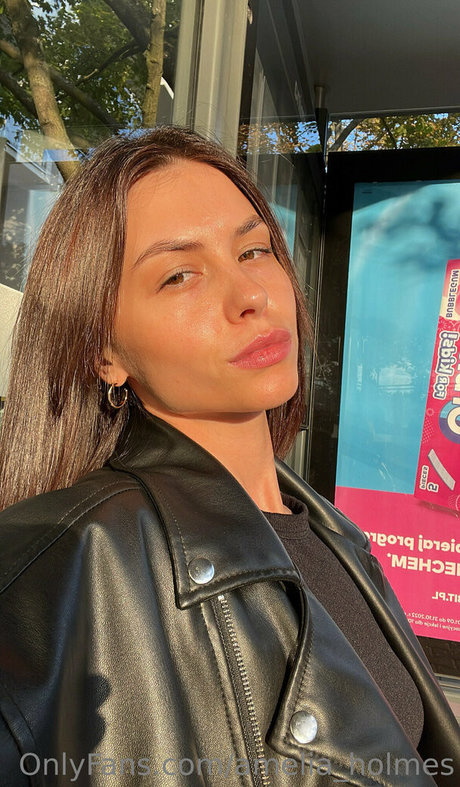 amelia holmes modèle joli photos